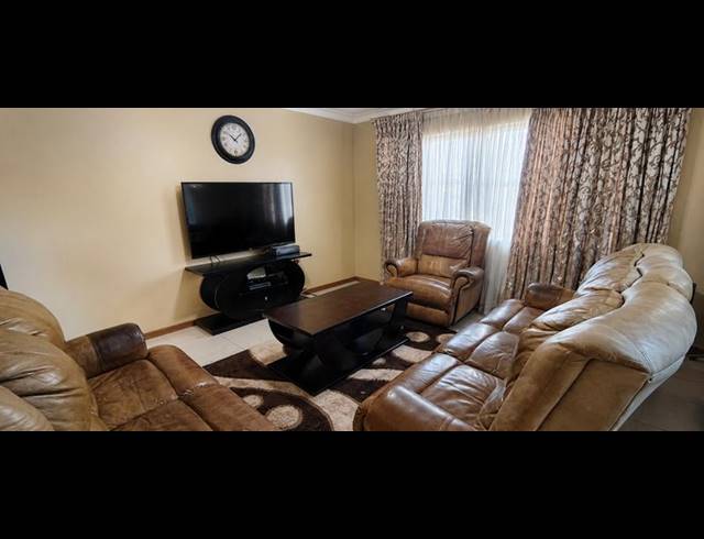 3 BEDROOM HOUSE FOR SALE IN FILLAN PARK